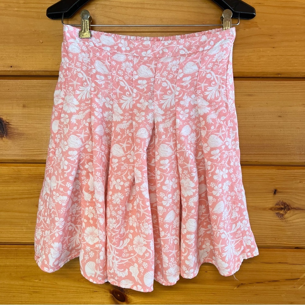 Flowy Cute Old Navy Floral Pink and White Floral Skater Lined Mini Skirt XS